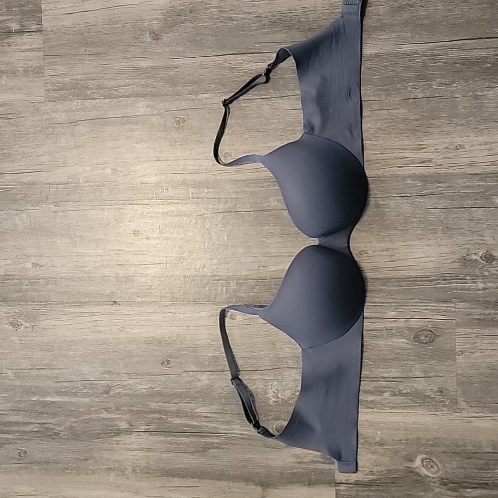 Victoria Secret lined Demi bra